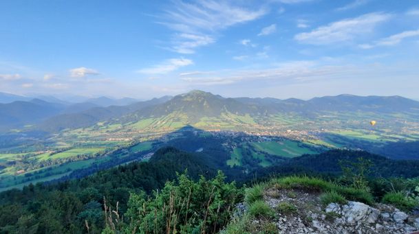 Blick vom kleinen Geirstein auf Lenggries